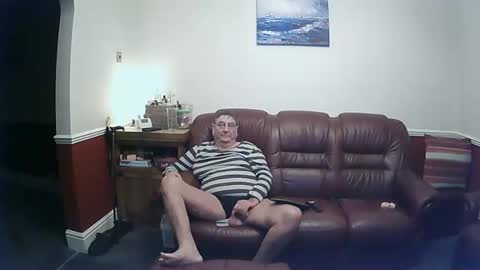 MAX online show from 13, 2, 2025