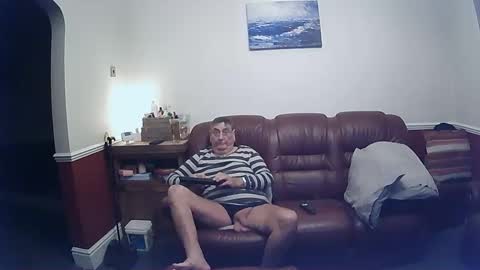 MAX online show from 17, 2, 2025