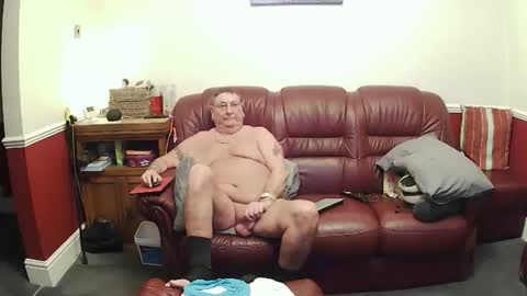 MAX online show from 19, 2, 2026