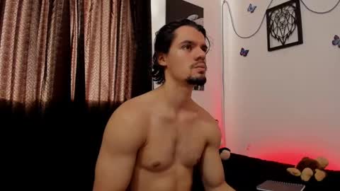 Snapshot of maxi_styles chatting on 6, 1, 2025 Alex online show from 6, 1, 2025