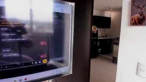 Snapshot of maxi_styles chatting on 23, 2, 2025 Alex online show from 23, 2, 2025