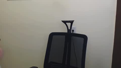 Snapshot of maxi_sweetheart chatting on 6, 12, 2024 Joanna online show from 6, 12, 2024