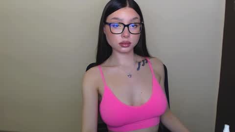 Snapshot of maxi_sweetheart chatting on 8, 12, 2024 Joanna online show from 8, 12, 2024