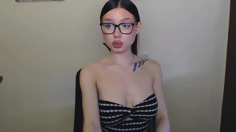 Snapshot of maxi_sweetheart chatting on 13, 12, 2024 Joanna online show from 13, 12, 2024