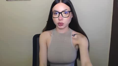 Snapshot of maxi_sweetheart chatting on 11, 1, 2025 Joanna online show from 11, 1, 2025