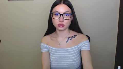 Snapshot of maxi_sweetheart chatting on 18, 1, 2025 Joanna online show from 18, 1, 2025