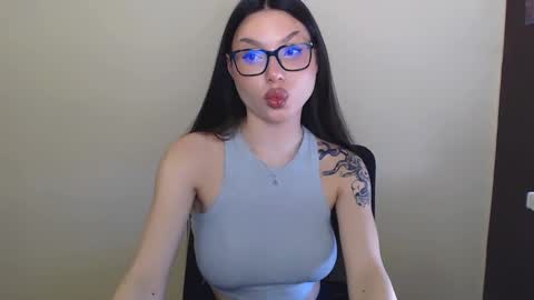 Snapshot of maxi_sweetheart chatting on 25, 2, 2025 Joanna online show from 25, 2, 2025