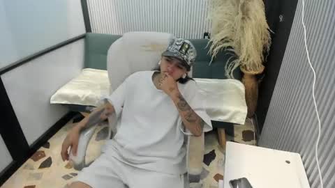 Snapshot of maxigarcia_ chatting on 25, 5, 2026 Maxi online show from 25, 5, 2026