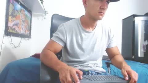 maximo_ston online show from 24, 4, 2026