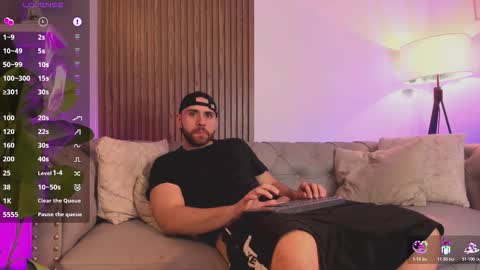 Maximo Wolf online show from 9, 2, 2026