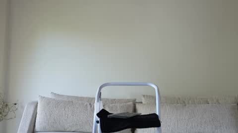 Sebastian online show from 23, 2, 2025