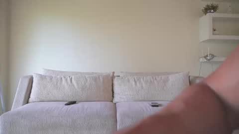 Sebastian online show from 13, 9, 2025