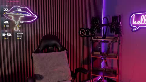 MAXIMO online show from 3, 4, 2026