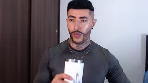 Independent Model online show from 31, 12, 2024