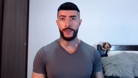 Independent Model online show from 24, 2, 2025