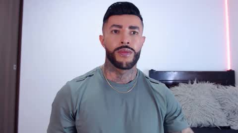 Independent Model online show from 7, 10, 2025