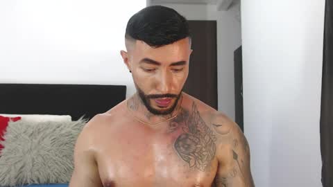 Independent Model online show from 20, 5, 2026