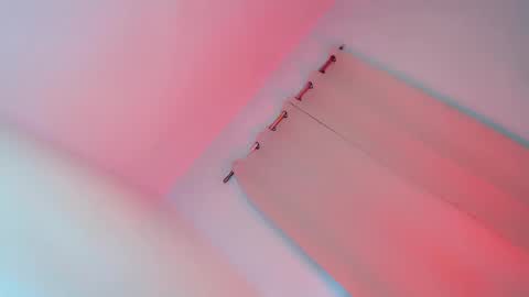 Snapshot of maxinelove1 chatting on 7, 2, 2025 Maxinesexy online show from 7, 2, 2025