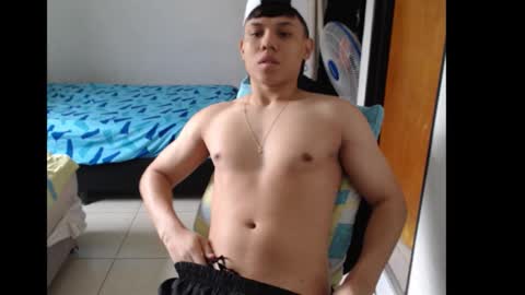 maxiolly108534 online show from 10, 11, 2025