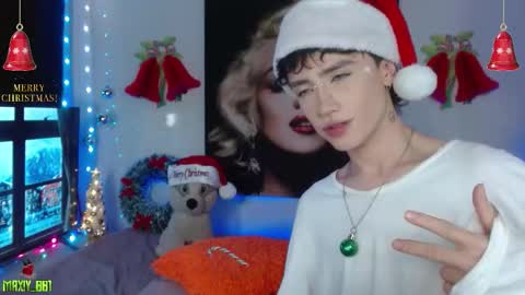 Snapshot of maxiy_001 chatting on 5, 12, 2025 Max online show from 5, 12, 2025