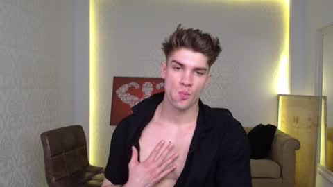 MaxKaiden online show from 12, 2, 2025