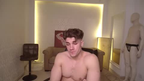 MaxKaiden online show from 1, 3, 2025