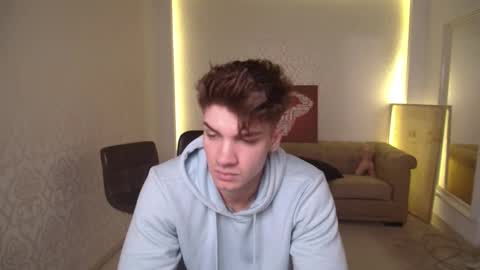 MaxKaiden online show from 7, 3, 2025