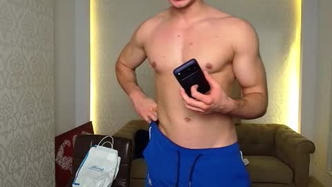 MaxKaiden online show from 4, 10, 2025