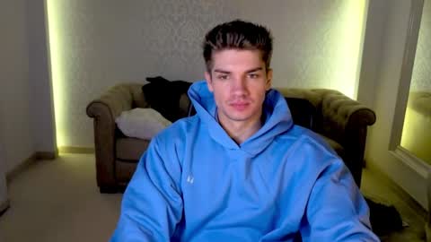 MaxKaiden online show from 5, 6, 2026