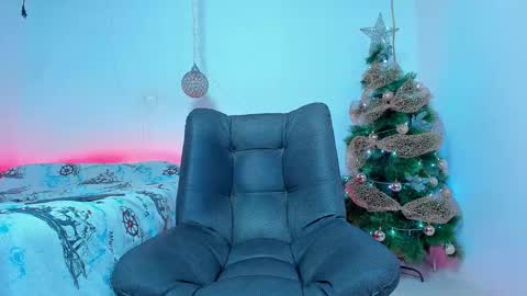 MAX online show from 9, 12, 2024