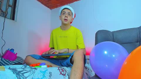 MAX online show from 24, 12, 2024