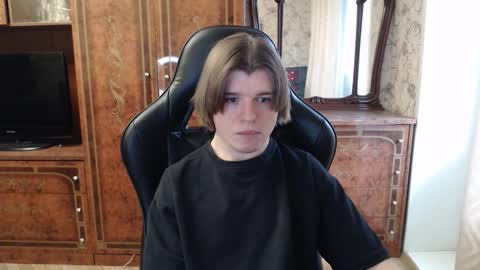 Snapshot of maxplay18 chatting on 1, 12, 2025 Max online show from 1, 12, 2025