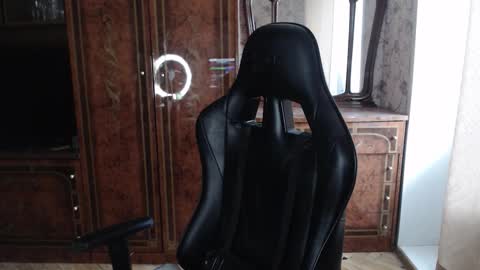 Max online show from 16, 2, 2026