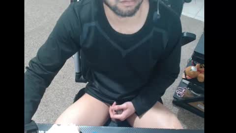 Snapshot of maxvirya3 chatting on 3, 3, 2026 max online show from 3, 3, 2026