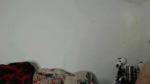 Snapshot of maxwellandpam chatting on 26, 10, 2025 Max and Pam Voyeur Cam online show from 26, 10, 2025