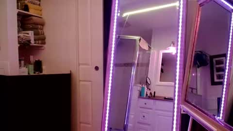 Snapshot of maxxxbates chatting on 29, 11, 2025 Maxxxbates online show from 29, 11, 2025