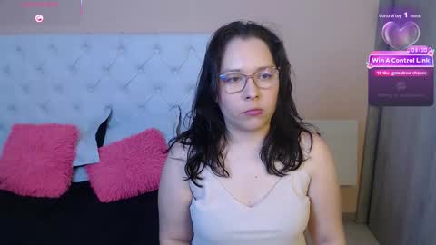 May online show from 12, 1, 2026