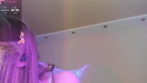 Snapshot of may_fl0wer chatting on 14, 11, 2025 May Flower online show from 14, 11, 2025