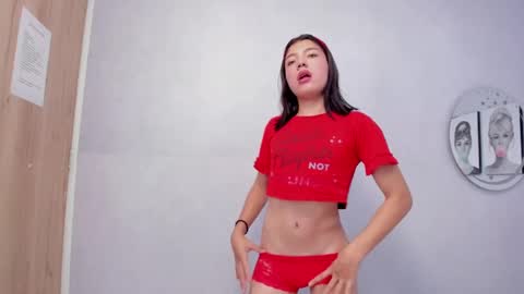 MAY online show from 14, 2, 2025