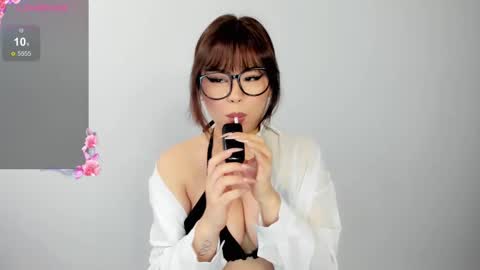 Snapshot of may_mia chatting on 29, 1, 2025 Mia online show from 29, 1, 2025