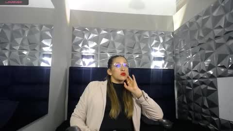 Maya online show from 6, 10, 2025