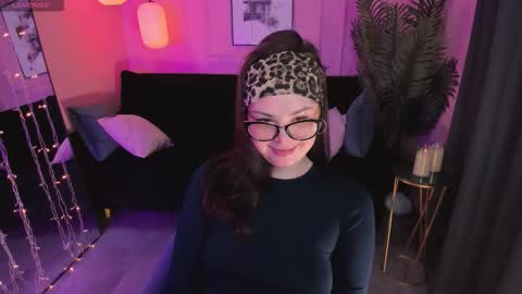 Snapshot of maya___muse chatting on 22, 2, 2026 Maya online show from 22, 2, 2026