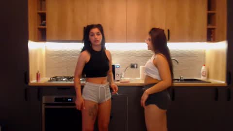 Snapshot of maya_and_guests chatting on 23, 2, 2025 Maya online show from 23, 2, 2025