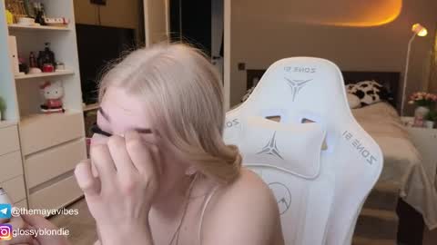 Maya online show from 6, 4, 2026