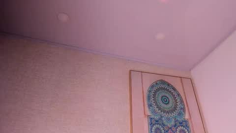 maya_house online show from 8, 1, 2026