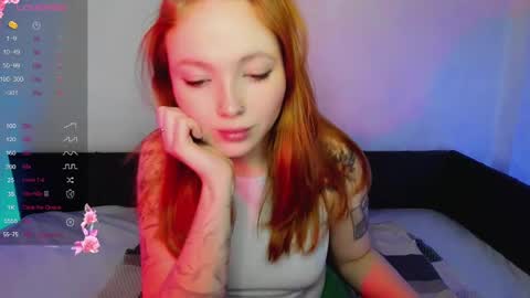 Snapshot of maya_light chatting on 7, 2, 2025 Maya online show from 7, 2, 2025