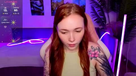 Snapshot of maya_light chatting on 21, 10, 2025 Maya online show from 21, 10, 2025