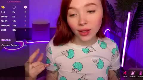 Snapshot of maya_light chatting on 16, 11, 2025 Maya online show from 16, 11, 2025