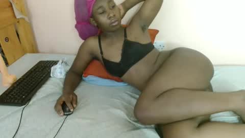 Snapshot of maya_nyla chatting on 14, 4, 2026 Faith online show from 14, 4, 2026