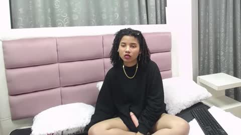 Snapshot of mayaa_ross chatting on 26, 2, 2025 Maya online show from 26, 2, 2025